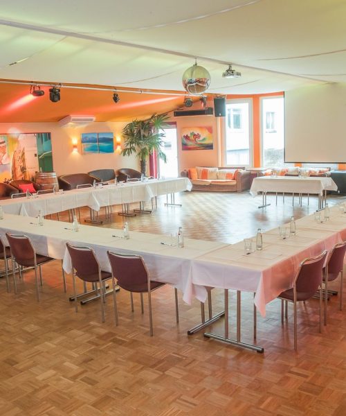 c69996_ecb993ce79e8407b99fde9c8fc279ef7~mv2_d_3000_2000_s_2